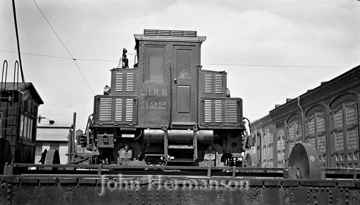 LIRR-322.jpg - Note face in cab window.